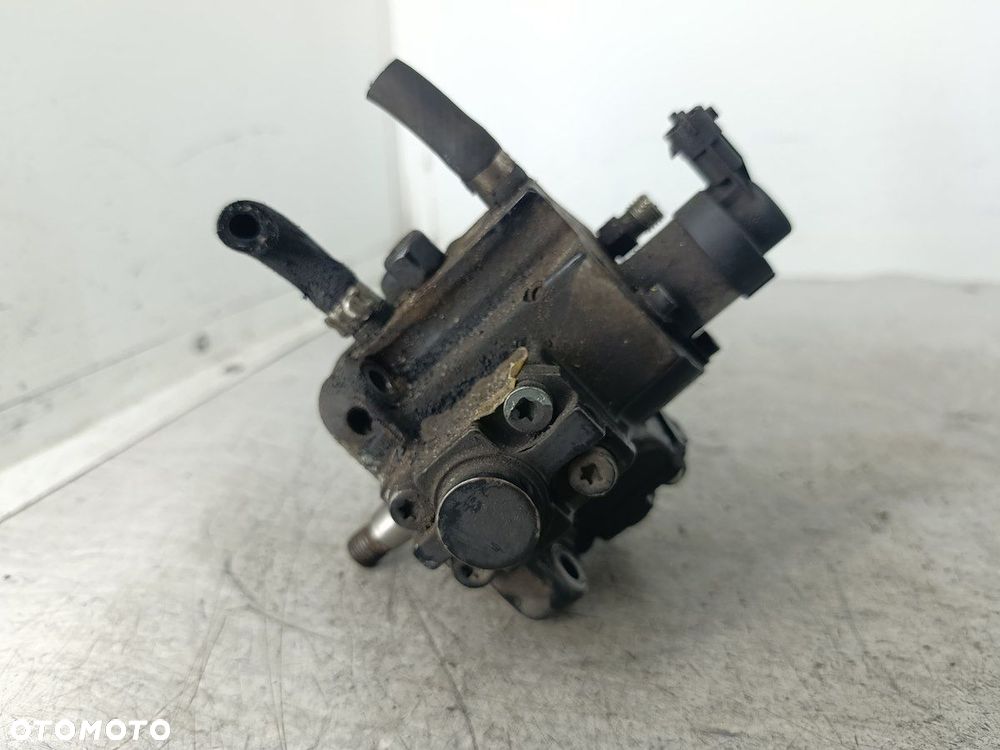 POMPA WTRYSKOWA OPEL ASTRA H 0445010156  0055206679 BOSCH 1.9 CDTI - 6