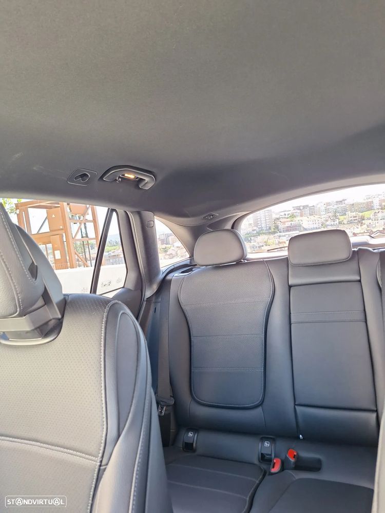 Mercedes-Benz GLC 300 e 4Matic 9G-TRONIC AMG Line Advanced - 10
