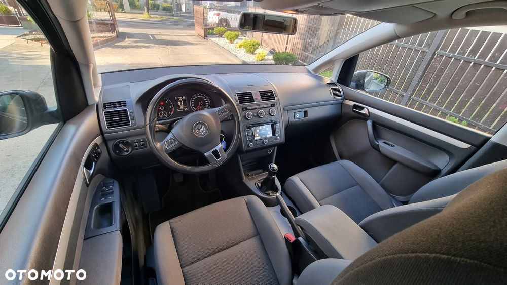 Volkswagen Touran 1.6 TDI DPF BlueMotion Technology Comfortline - 5
