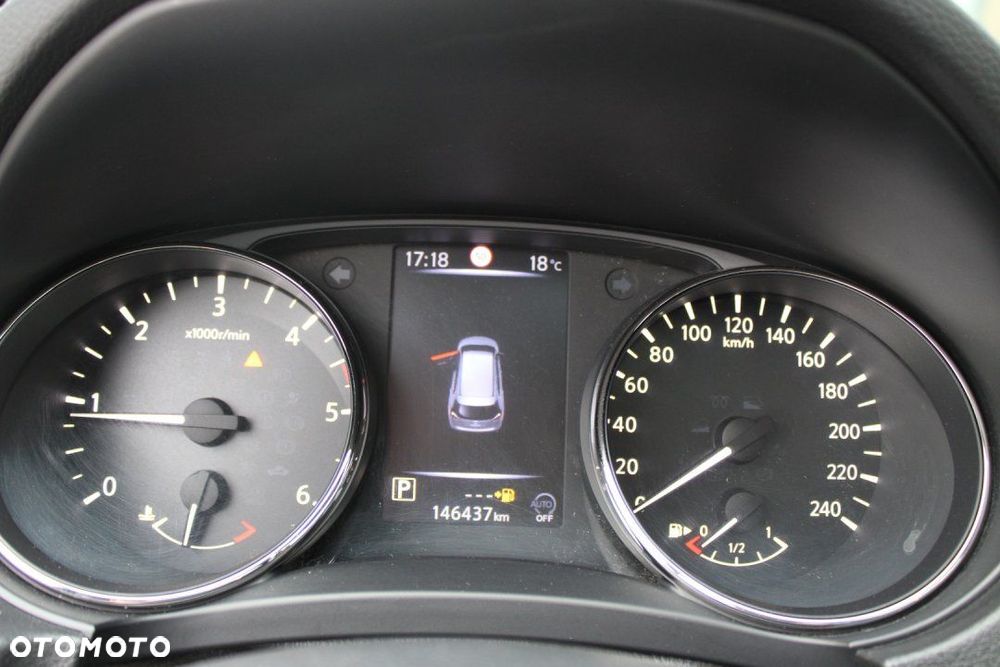 Nissan X-Trail - 25