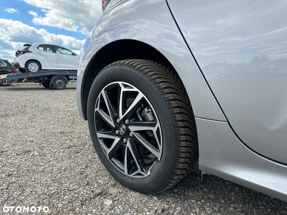 Toyota Yaris - 40