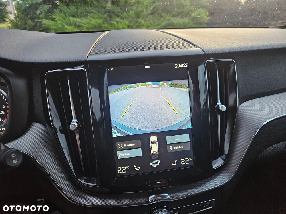 Volvo XC 60 D4 AWD Geartronic RDesign - 30