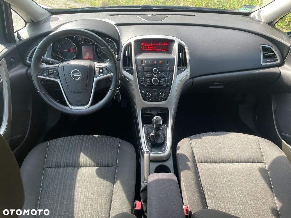 Opel Astra 1.4 Turbo Exklusiv - 12