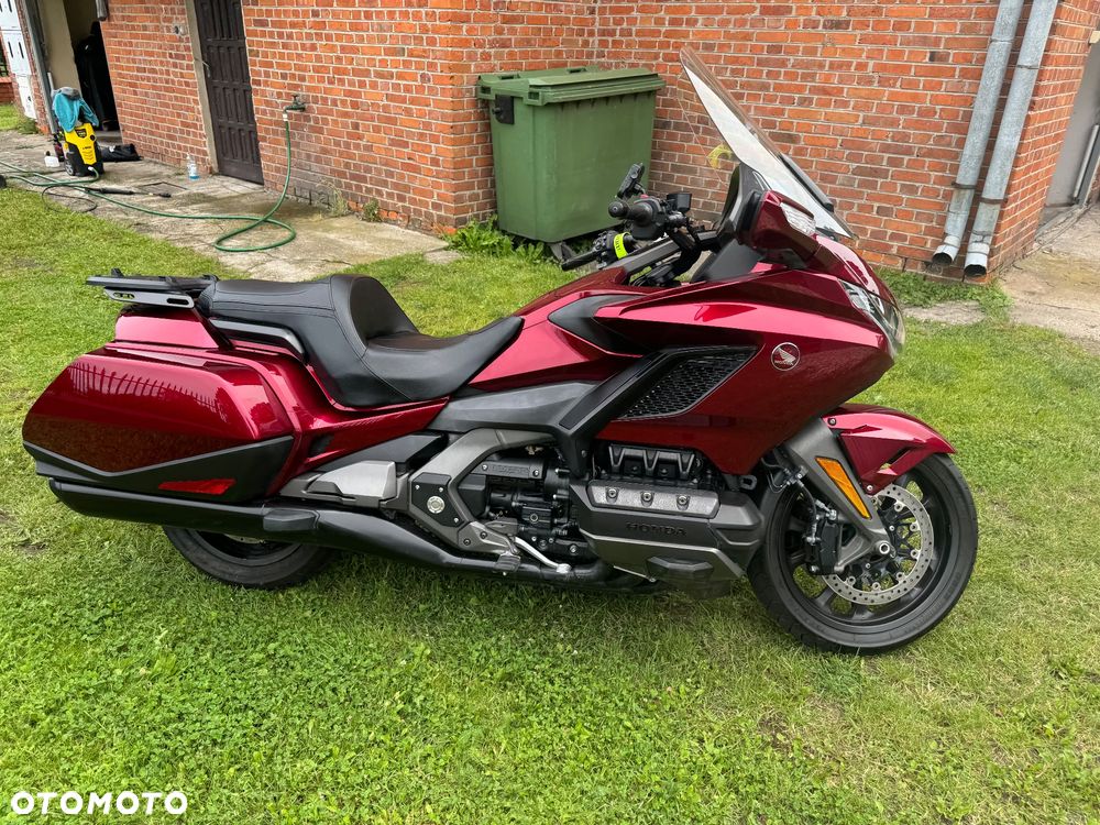 Honda GL - 9