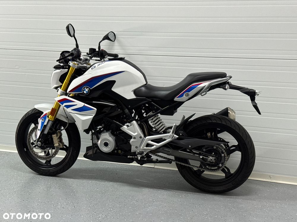 BMW G - 19