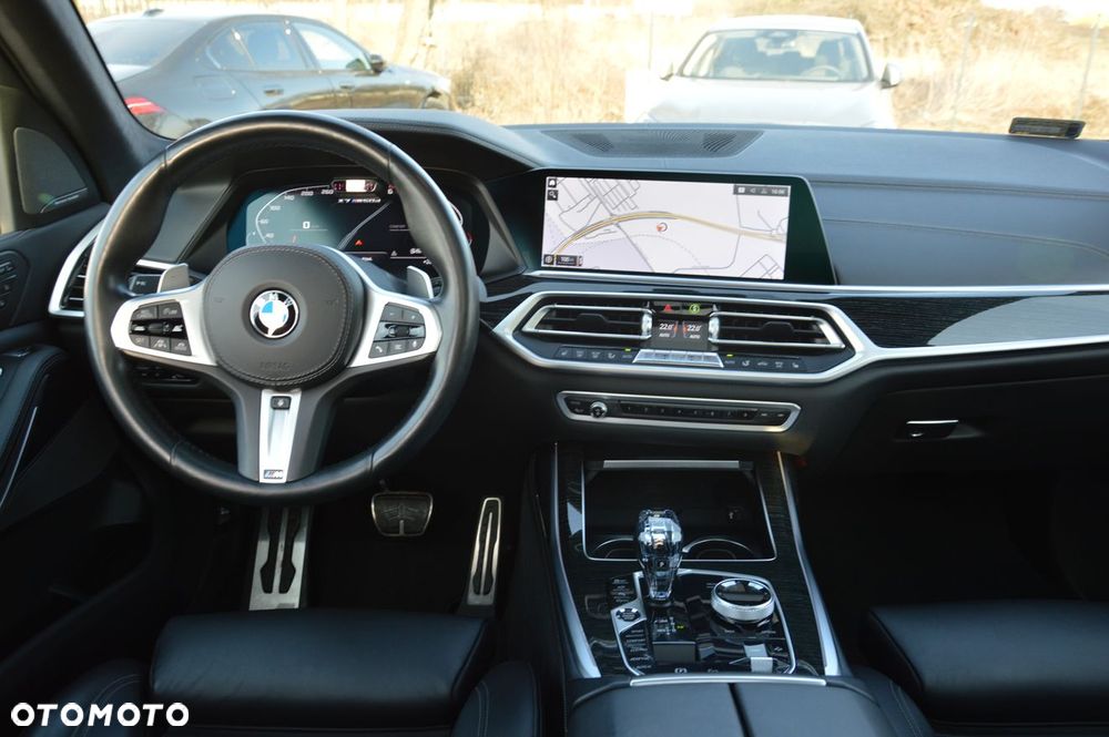 BMW X7 M50d sport - 11