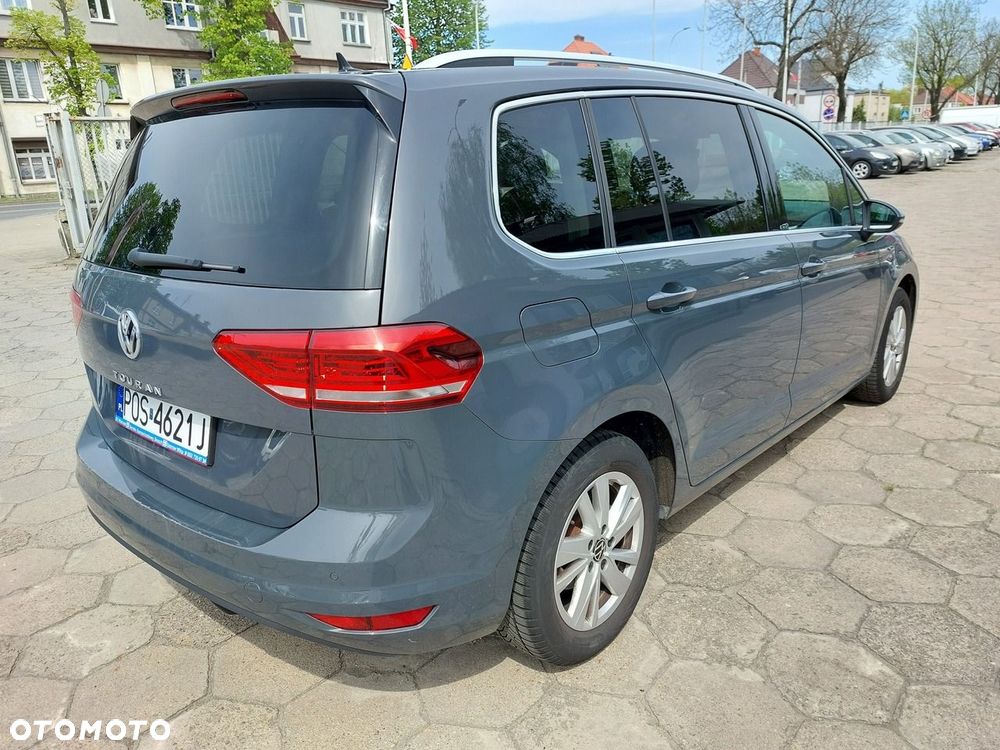 Volkswagen Touran - 7
