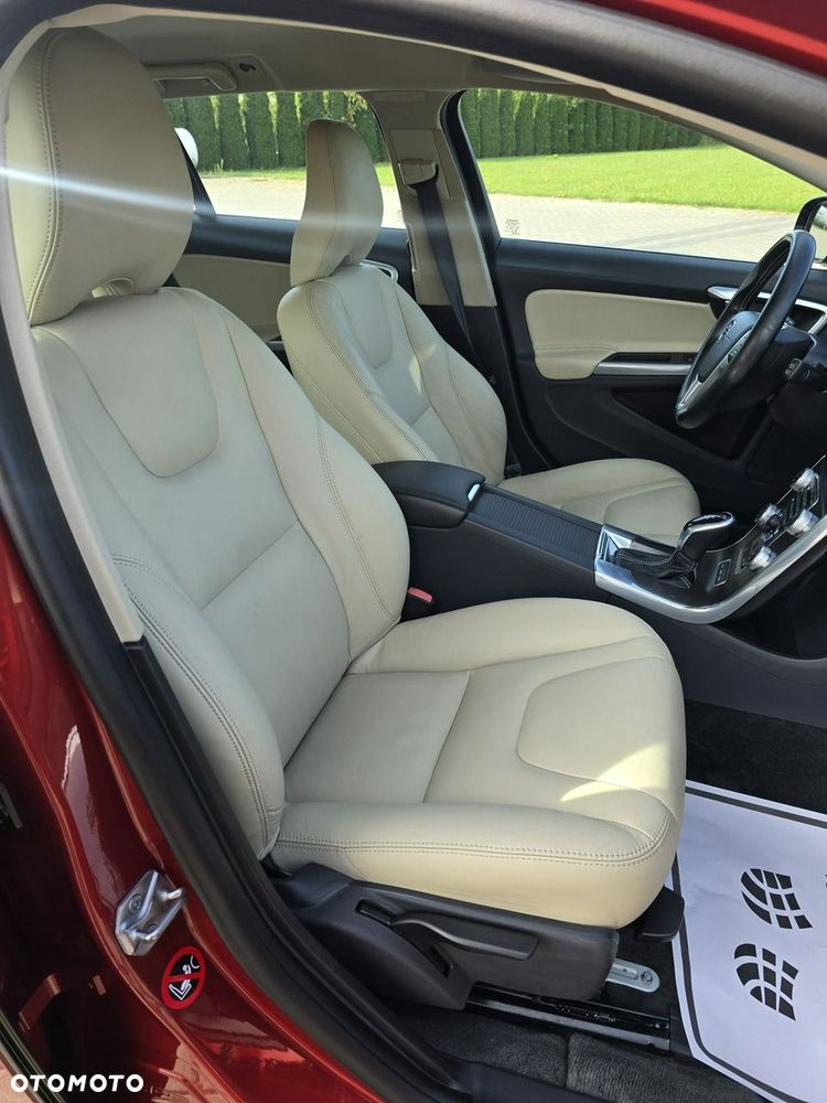 Volvo V60 - 28