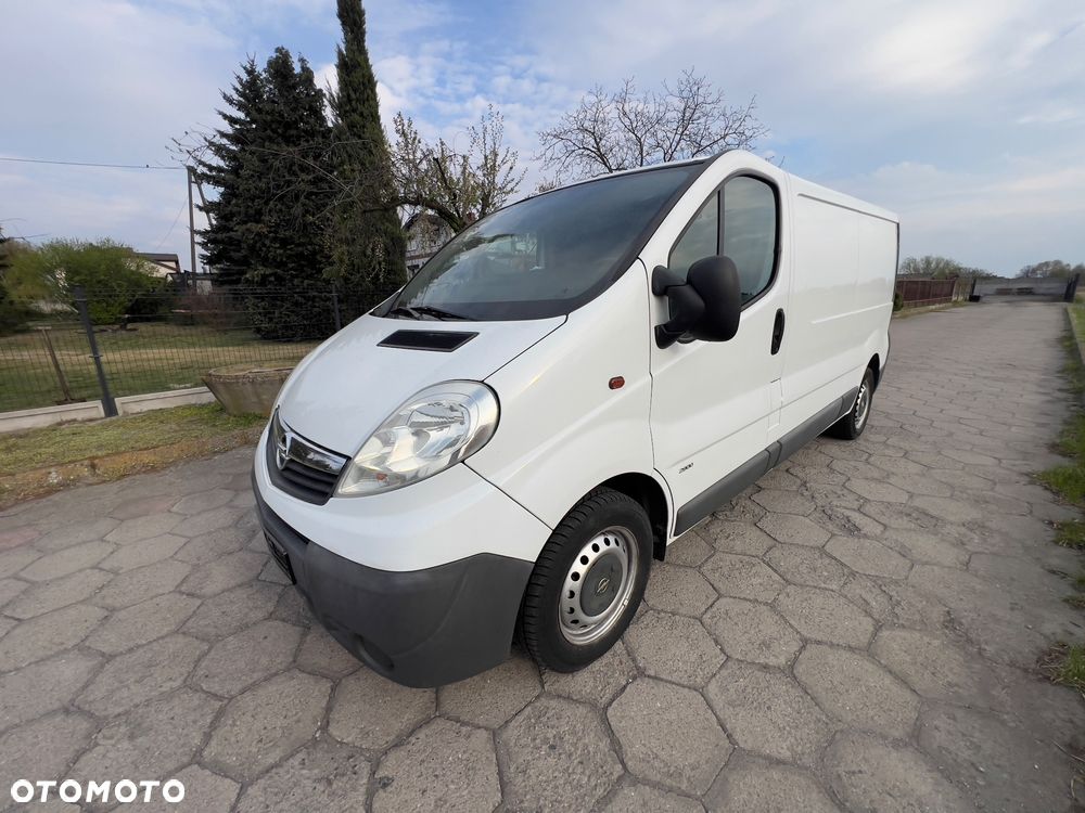 Opel Vivaro - 1