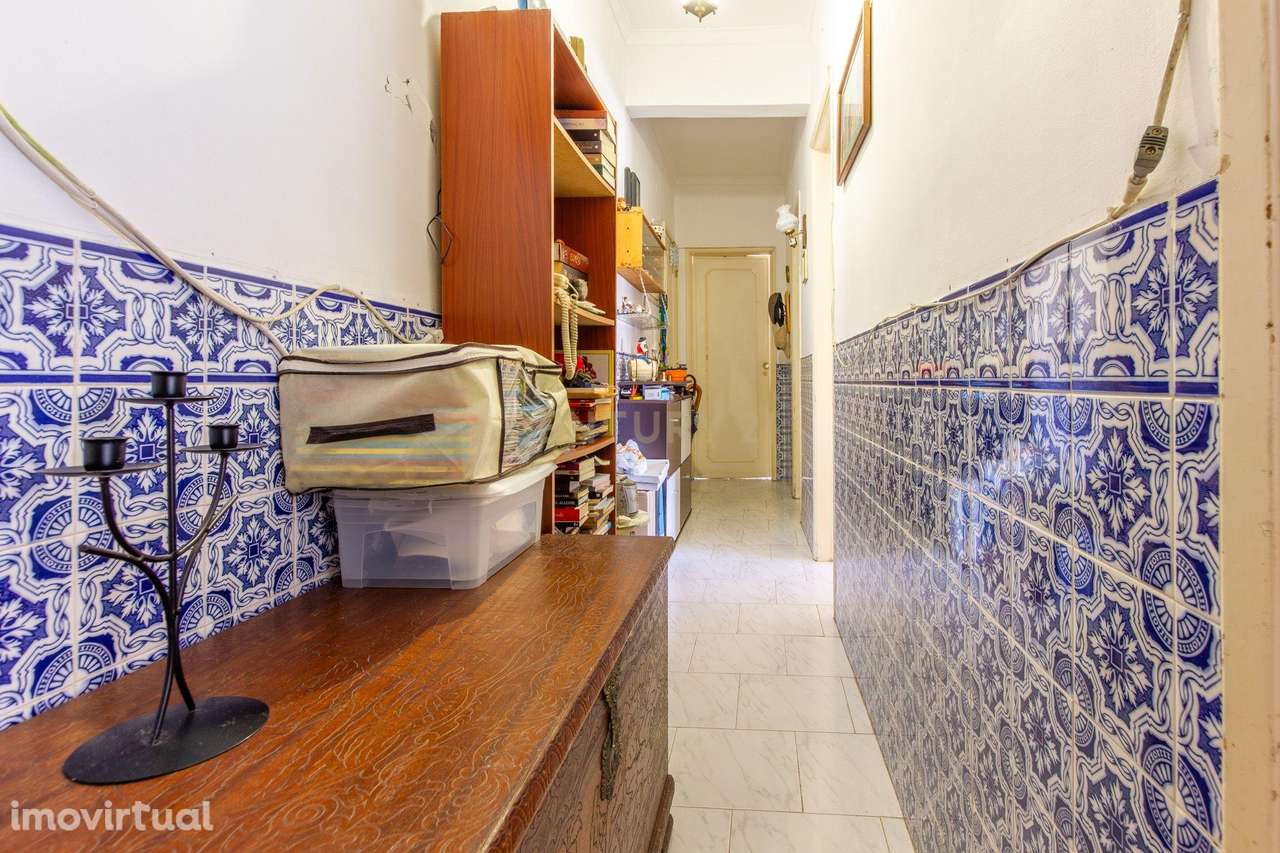 Barreiro - Apartamento de 3 assoalhadas com elevador e varanda - Grande imagem: 4/15