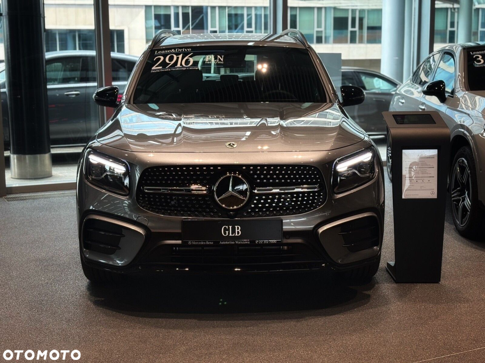 Mercedes-Benz GLB - 2