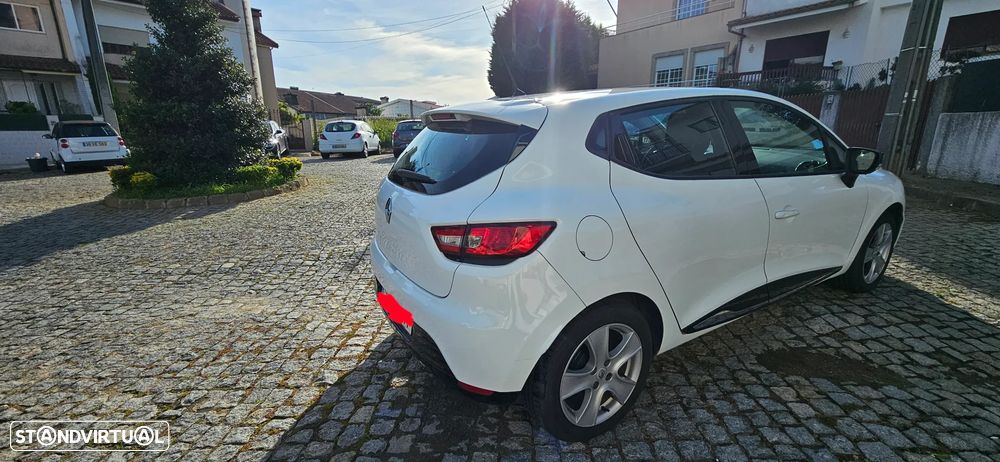 Renault Clio 1.5 dCi Dynamique S - 4