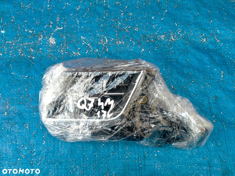 Audi Q7 SQ7 4M / 4M1820901 / Kratka Nawiewu Lewa Konsoli / Ambiente ORYGINAŁ - 6