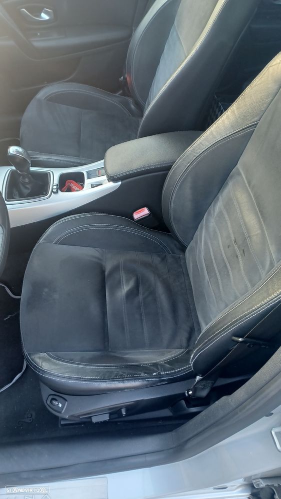 Renault Laguna Break 2.0 dCi Dynamique S - 10