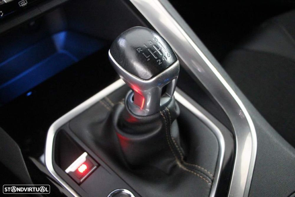 Peugeot 3008 1.5 BlueHDi GT Line - 14