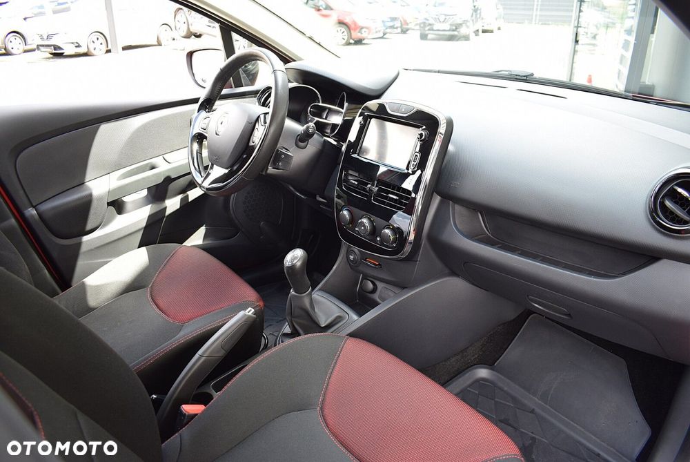 Renault Clio - 21