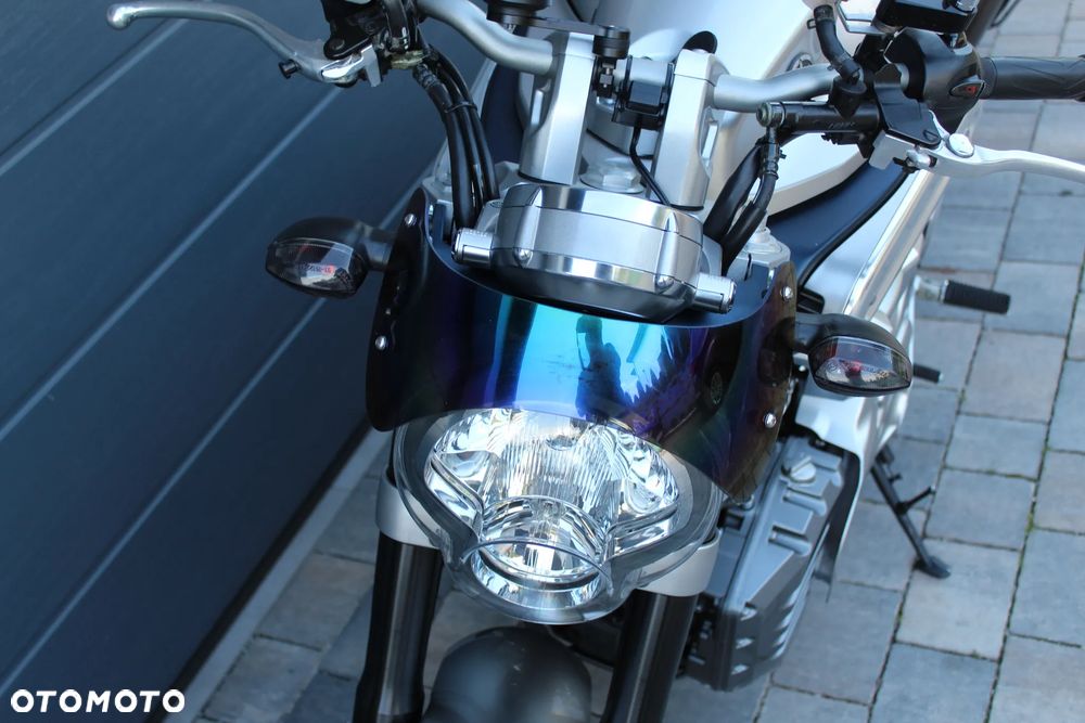 Yamaha MT - 17