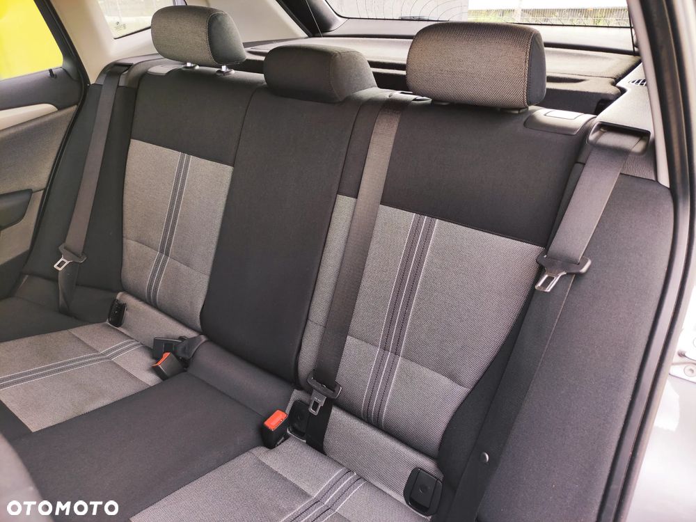 BMW X1 xDrive20i - 20