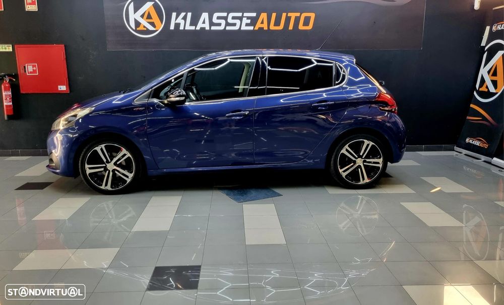 Peugeot 208 1.6 BlueHDi GT Line - 1