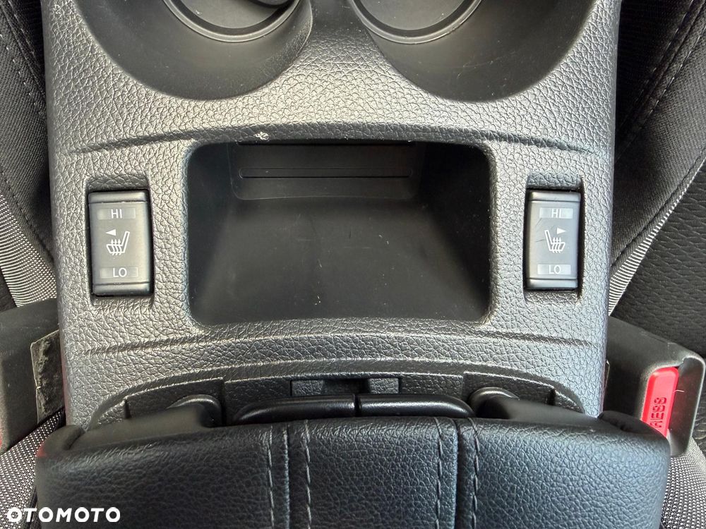 Nissan Qashqai 1.3 DIG-T Tekna DCT - 27