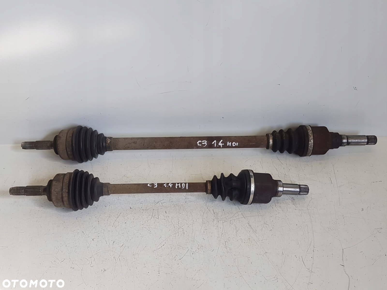 CITROEN C3 LIFT 1.4 HDI 05- PÓŁOŚ LEWA KRÓTKA - 1