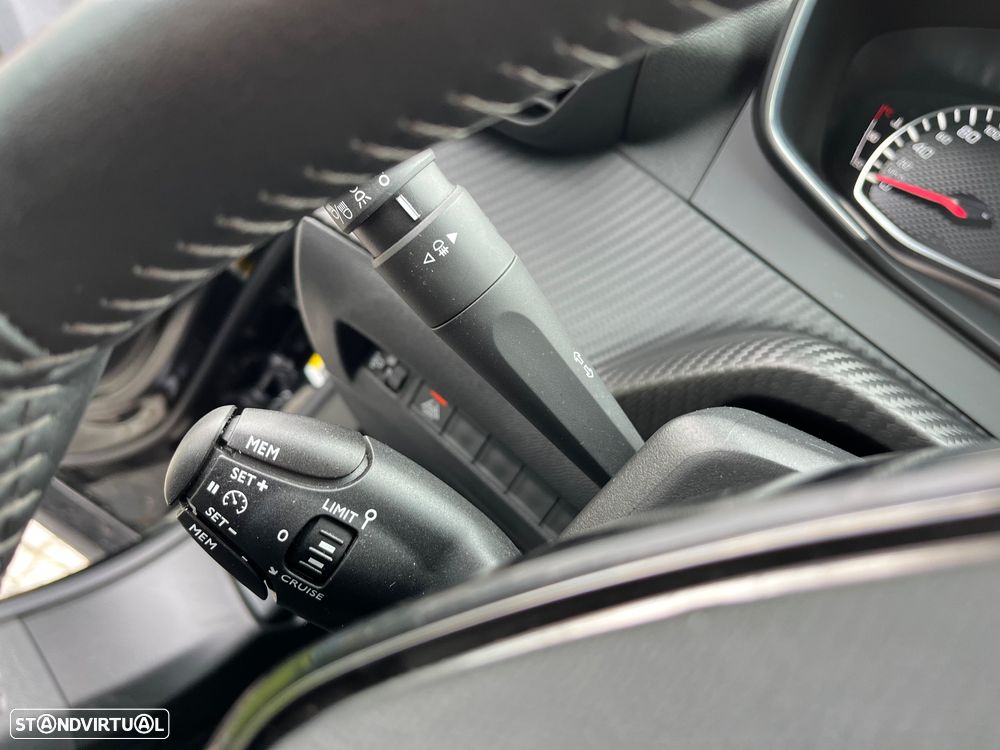 Peugeot 2008 1.5 BlueHDi Active Pack - 27