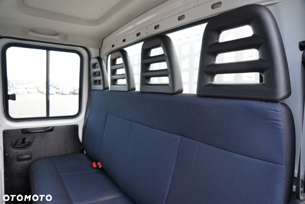Iveco DAILY 35-140 / WYWROTKA ALUMINIOWA / BRYGADÓWKA 6 MIEJSC / BLIŹNIAK / MANUAL / SPROWADZONA / EURO 6 - 37