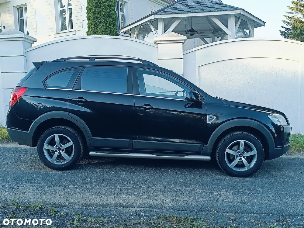 Chevrolet Captiva 2.4 4WD 7 Sitzer LT - 13