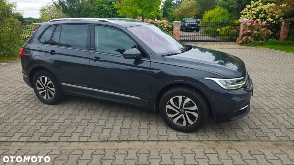 Volkswagen Tiguan 2.0 TDI SCR DSG ACTIVE - 2