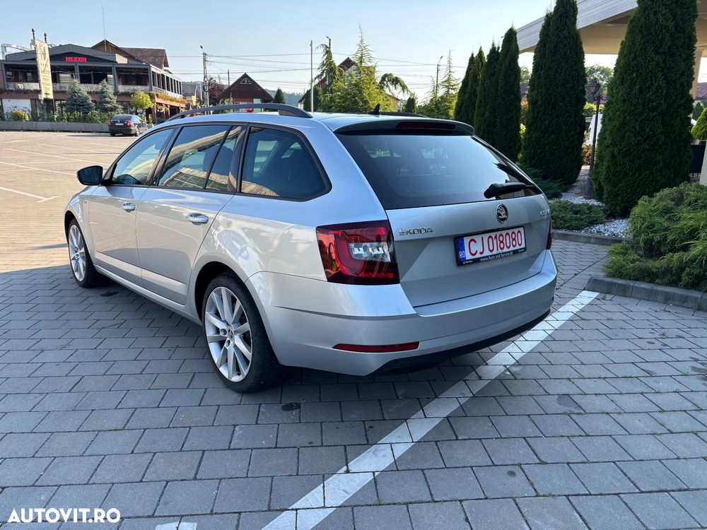 Skoda Octavia 2.0 TDI STYLE DSG - 3