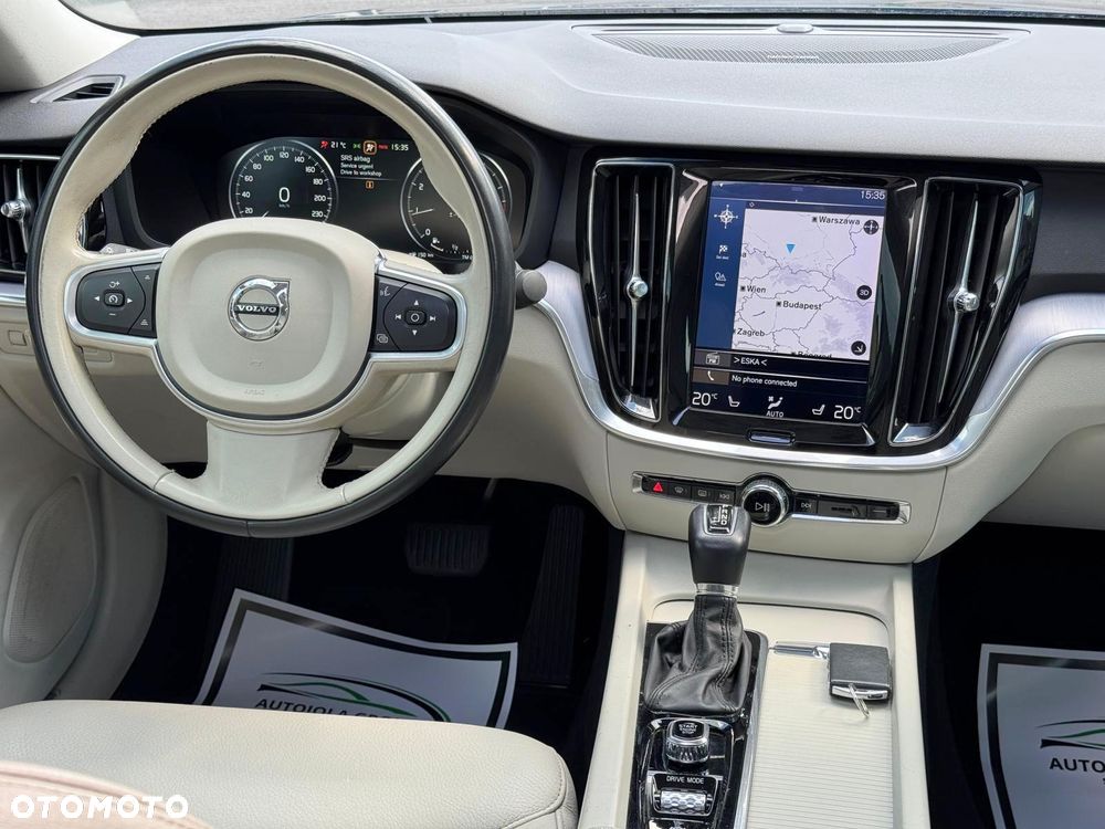 Volvo S60 T6 AWD Momentum Pro - 12