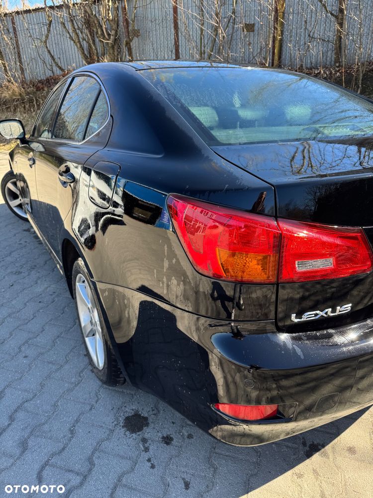 Lexus IS 220 D Prestige - 3