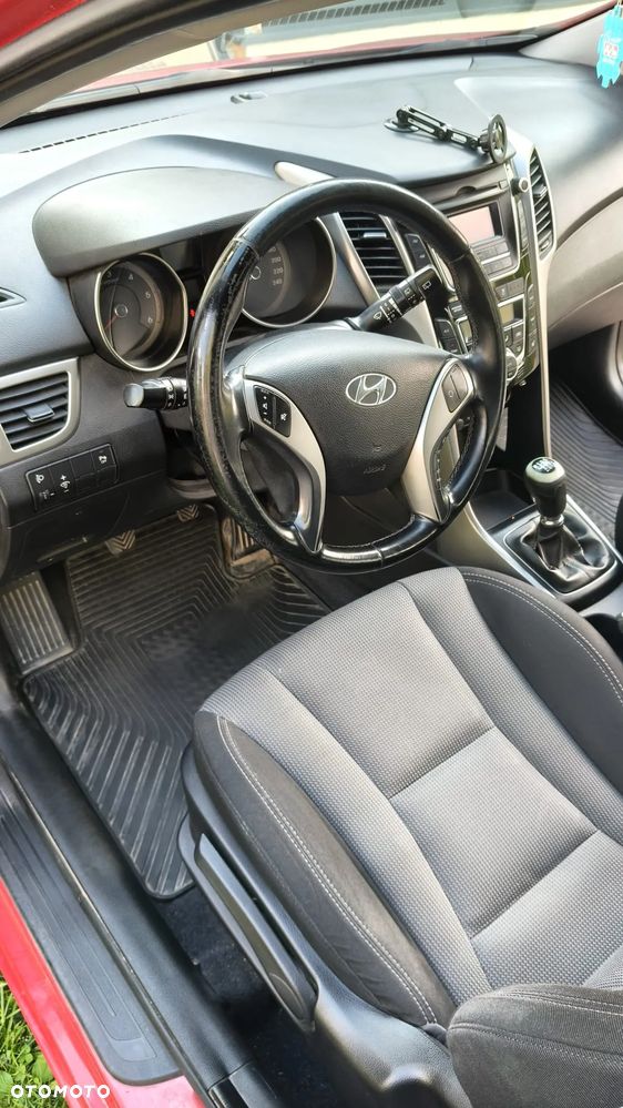 Hyundai i30 1.6 CRDi Premium - 11