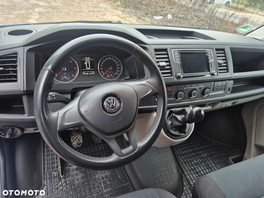 Volkswagen Transporter T6 - 1