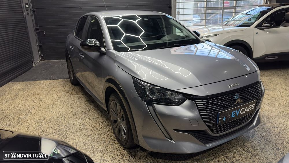 Peugeot e-208 Active Pack — fotografia 3