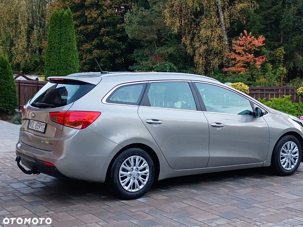 Kia Ceed - 5