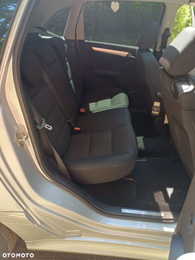 Mercedes-Benz Klasa B 180 CDI DPF Autotronic SPORT EDITION - 19