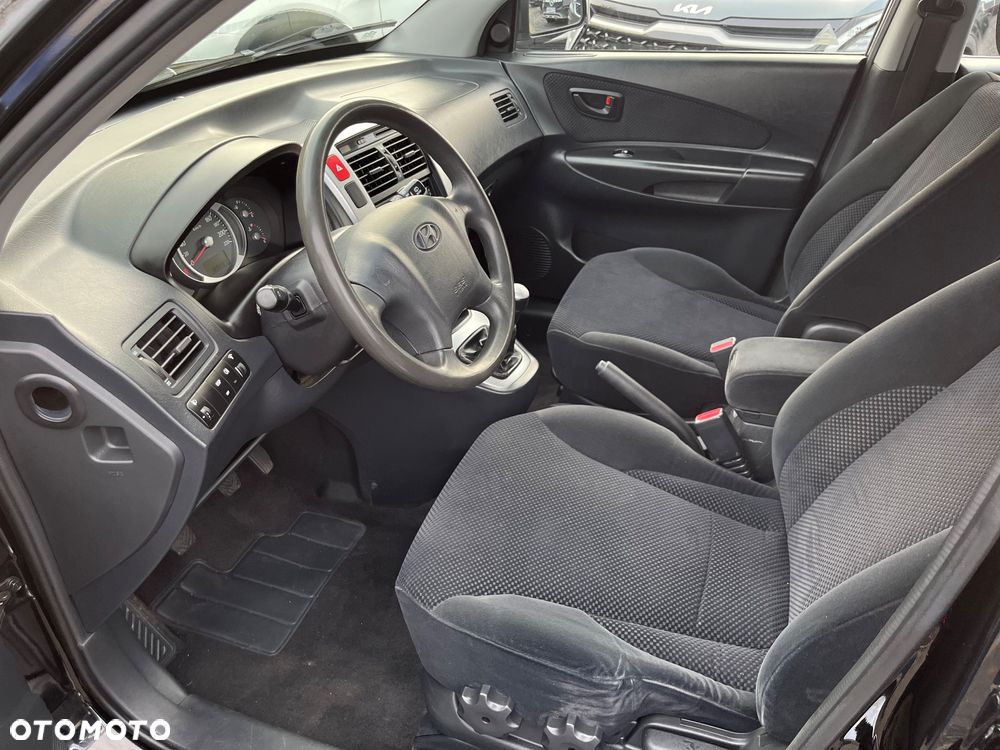 Hyundai Tucson 2.0 2WD GLS Style - 9