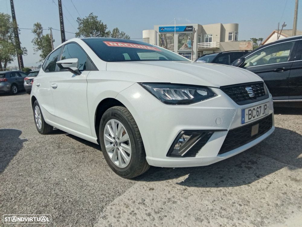 Seat Ibiza 2023 photo 2