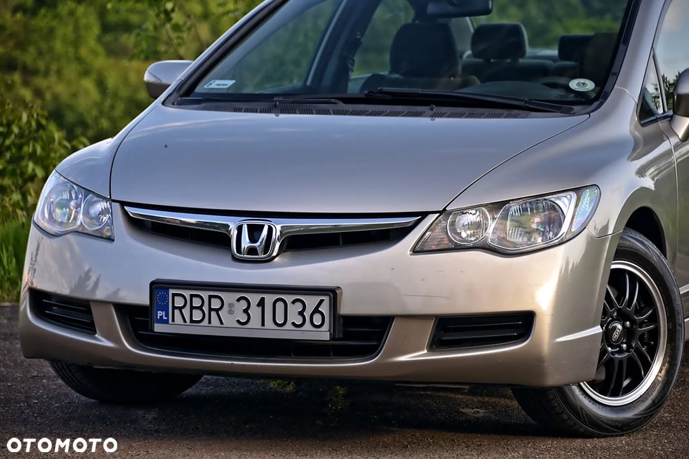 Honda Civic 1.8 Executive - 15