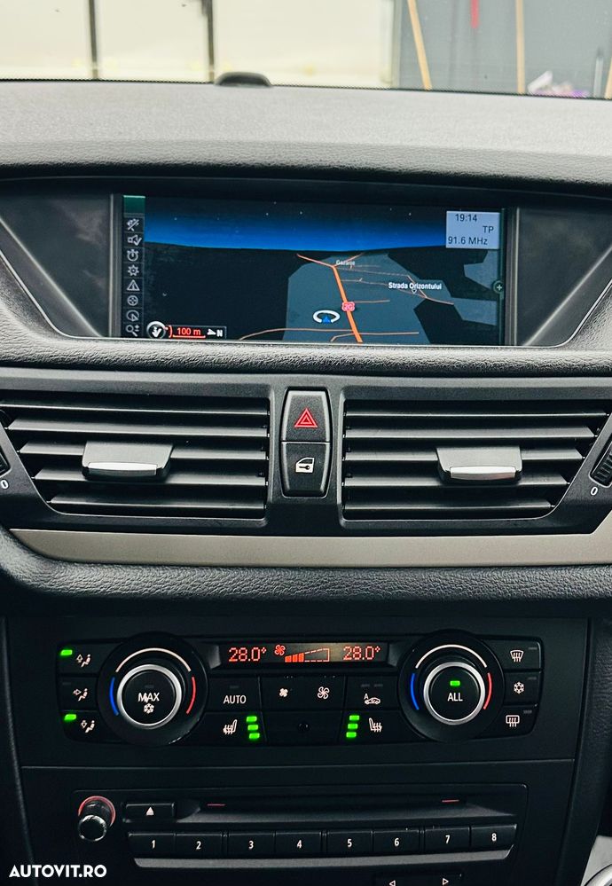 BMW X1 sDrive18d Sport Line - 22