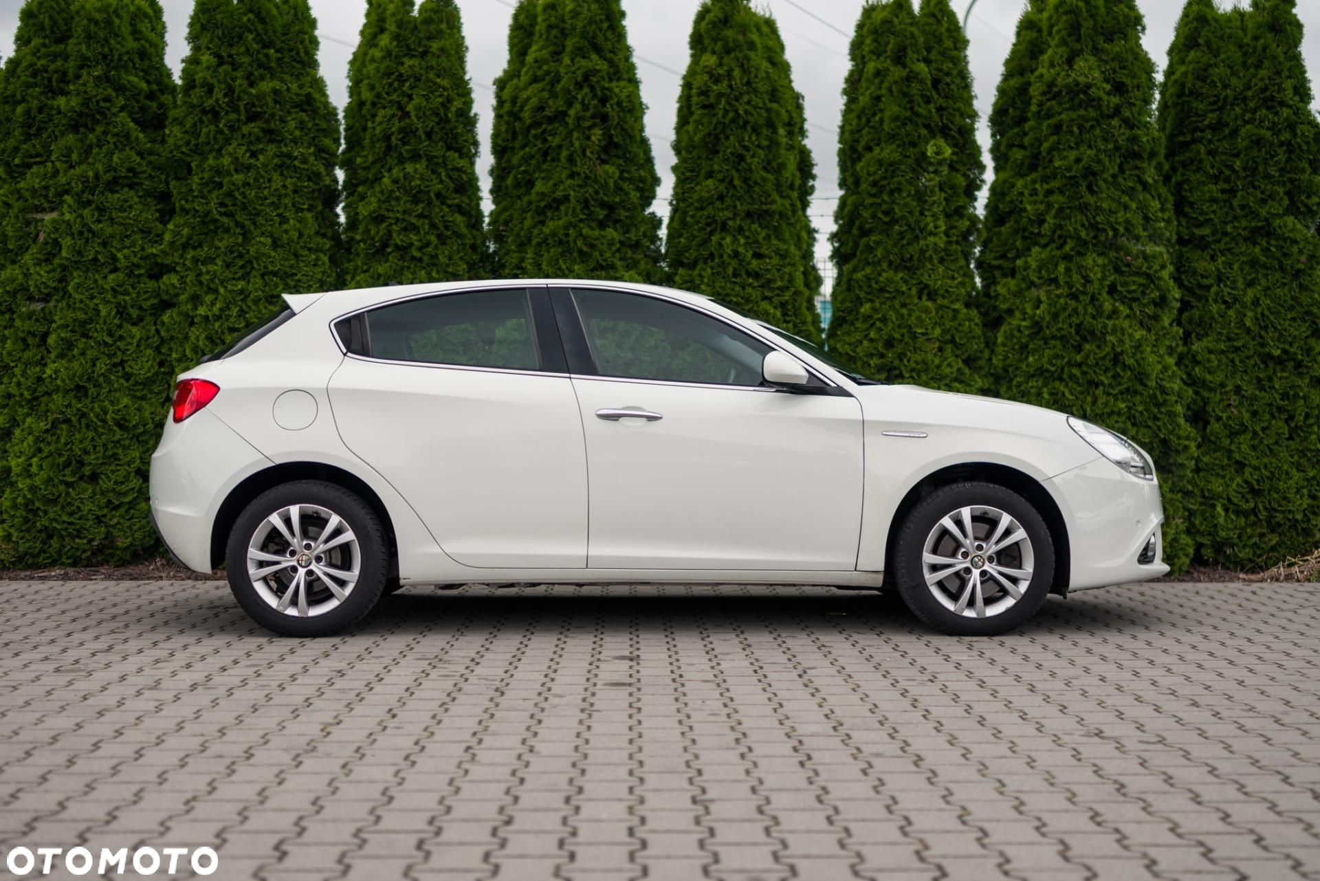 Alfa Romeo Giulietta - 8