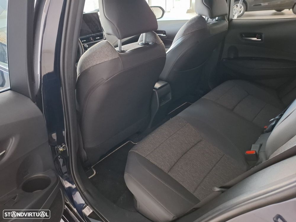 Toyota Corolla 1.8 Hybrid Comfort Plus - 10