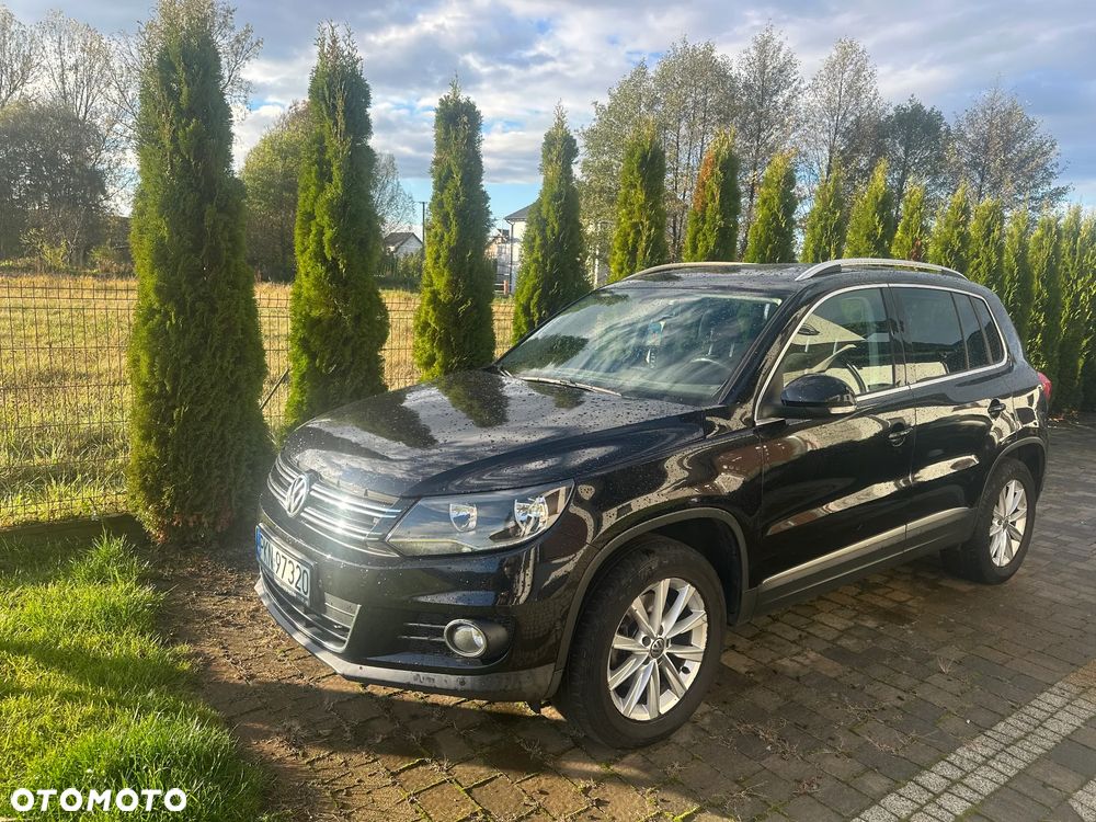 Volkswagen Tiguan - 1