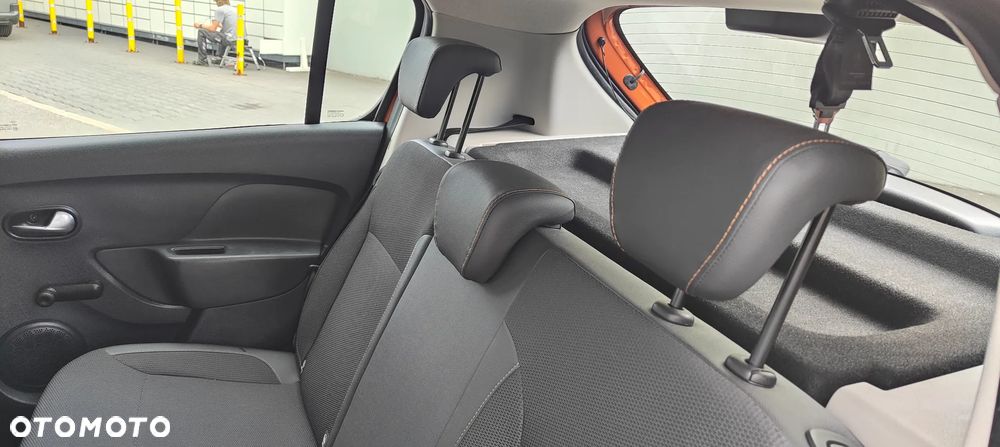 Dacia Sandero Stepway TCe 90 Prestige - 35