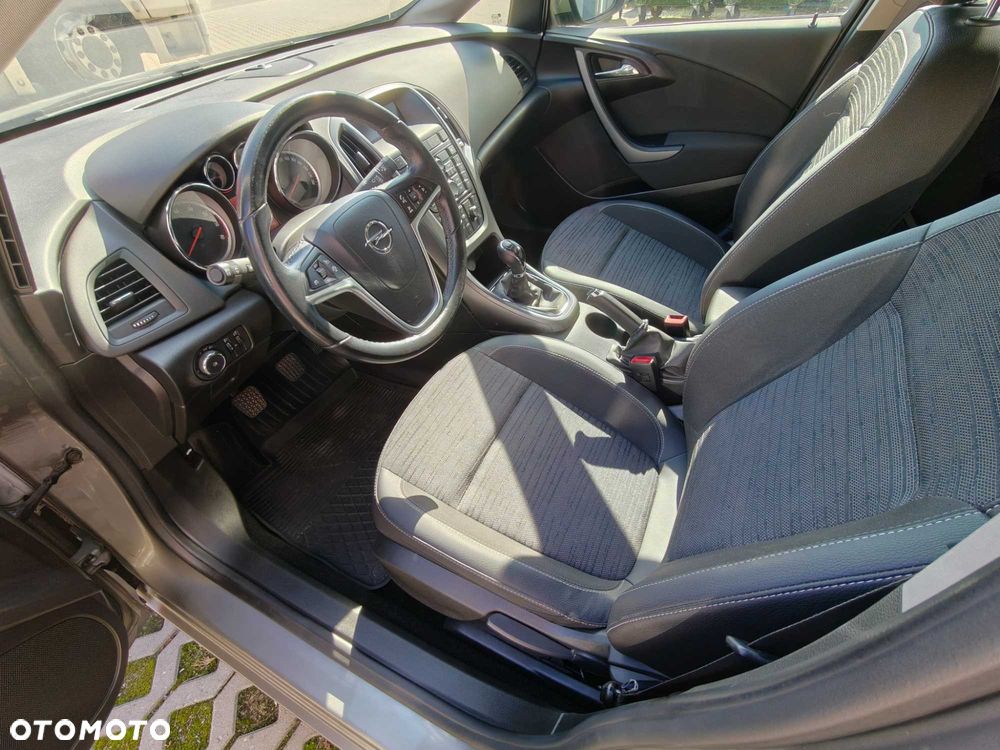 Opel Astra - 4