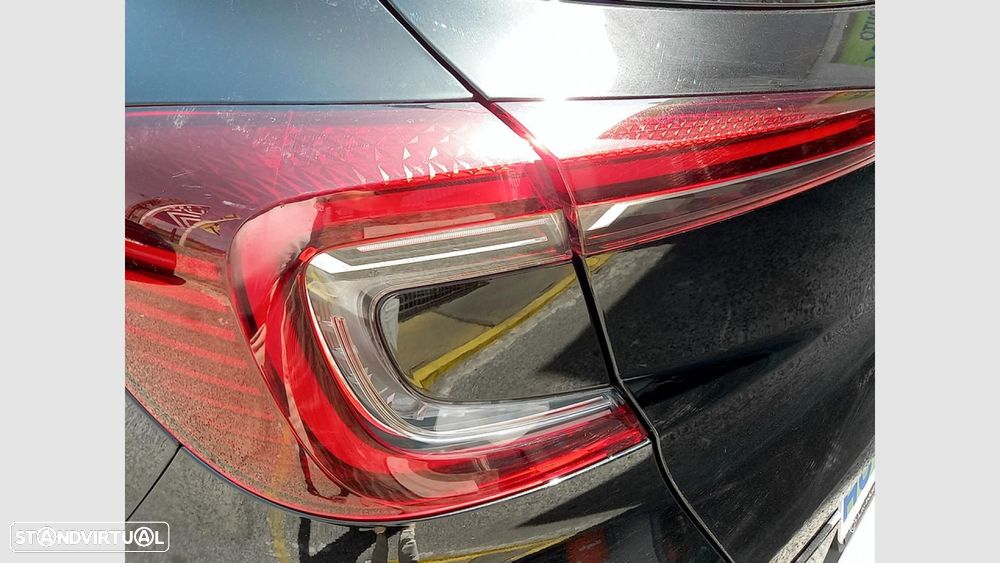 Renault Captur 1.6 E-Tech Plug-In Intens - 10