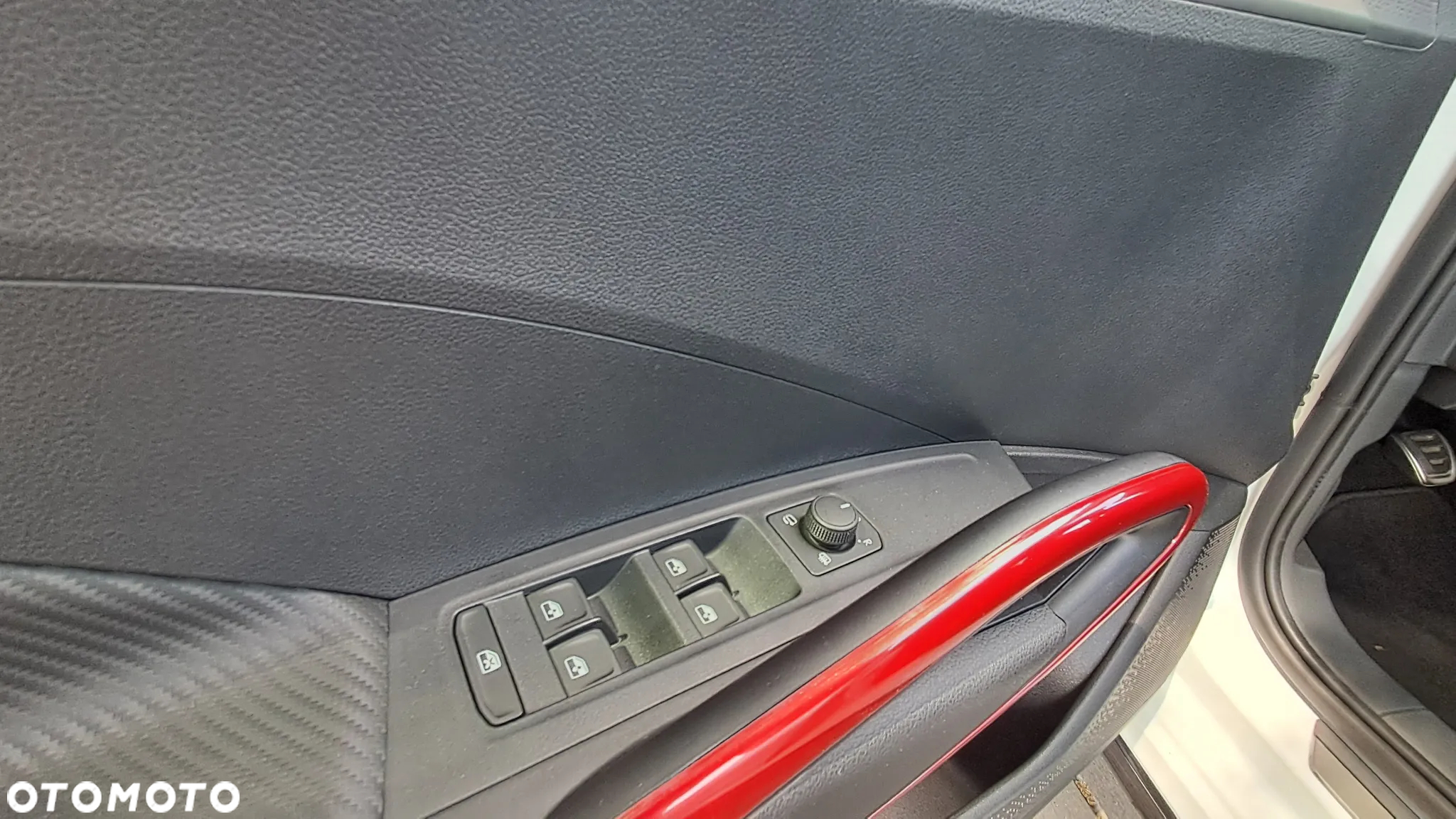Skoda Fabia 1.0 TSI Monte Carlo - 11