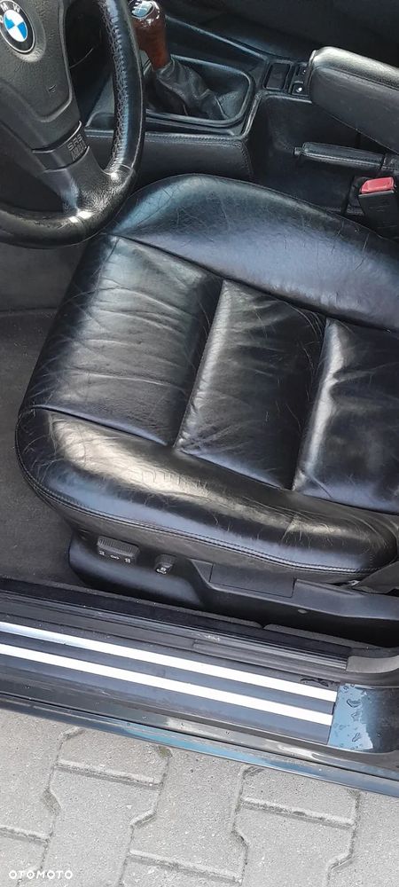 BMW Seria 5 540i - 5