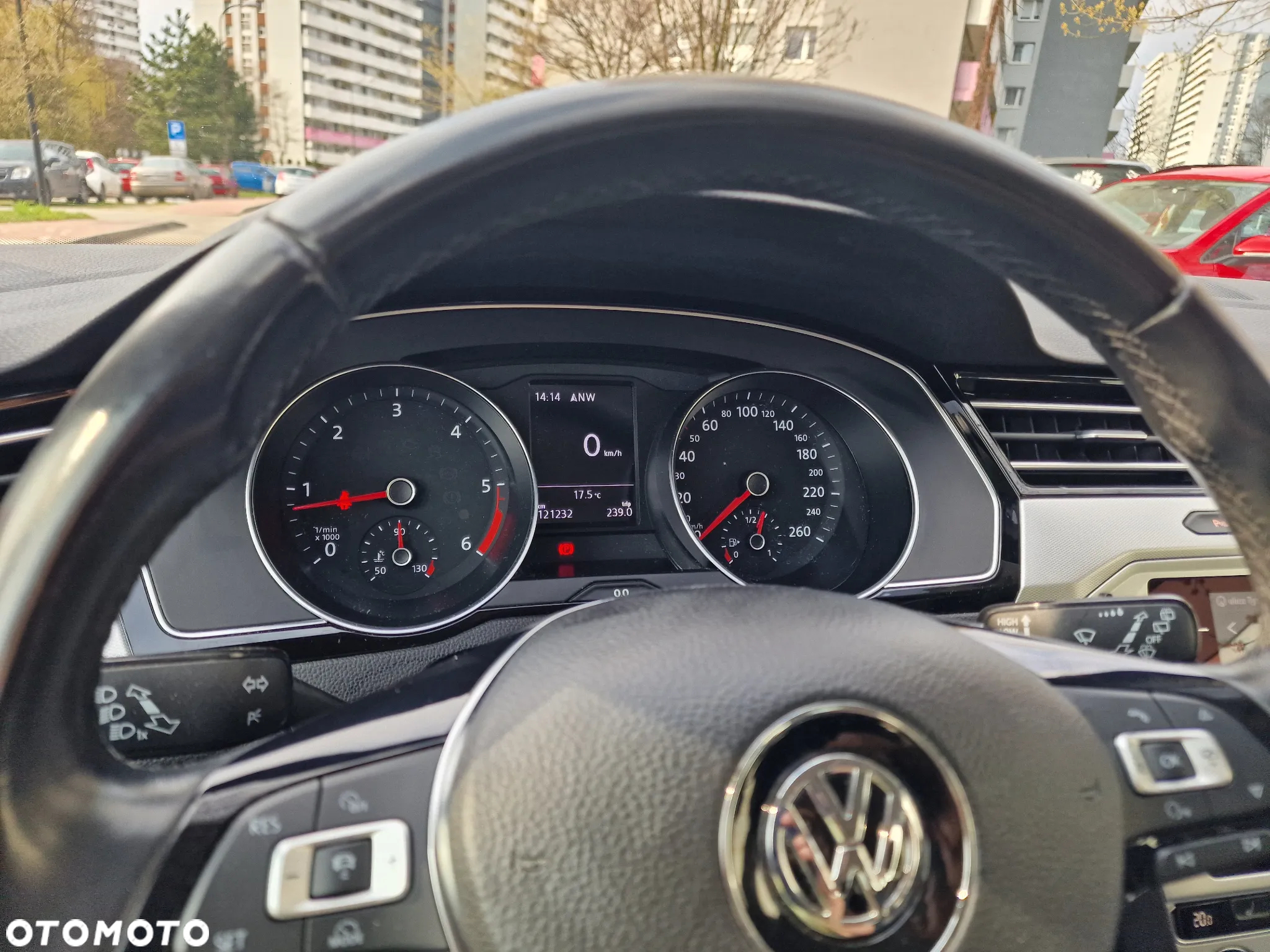 Volkswagen Passat 1.6 TDI BMT Comfortline - 6